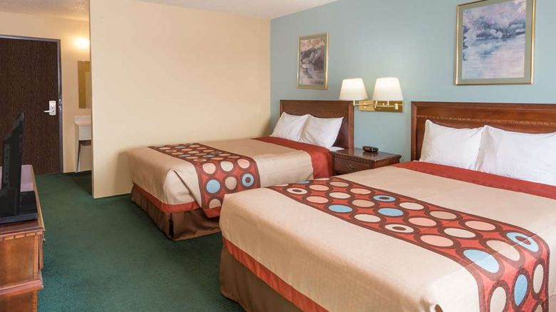 <b>Super 8 Woodstock Room</b>. Images powered by <a href="https://iceportal.shijigroup.com/" title="IcePortal" target="_blank">IcePortal</a>.