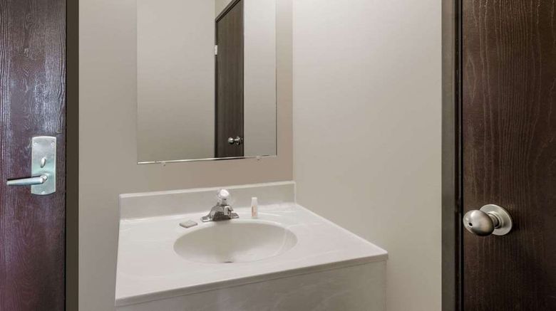 <b>Super 8 Woodstock Room</b>. Images powered by <a href="https://iceportal.shijigroup.com/" title="IcePortal" target="_blank">IcePortal</a>.