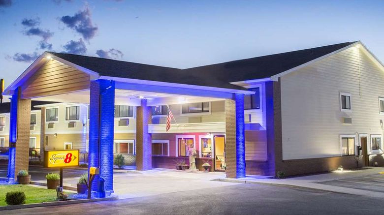 <b>Super 8 Baker City Exterior</b>. Images powered by <a href="https://iceportal.shijigroup.com/" title="IcePortal" target="_blank">IcePortal</a>.