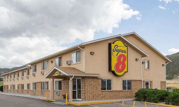 Super 8 Nephi