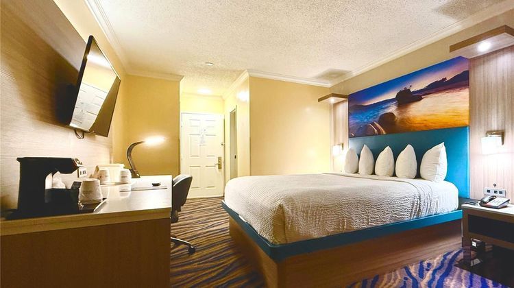 Days Inn Hotel Los Angeles LAX Room