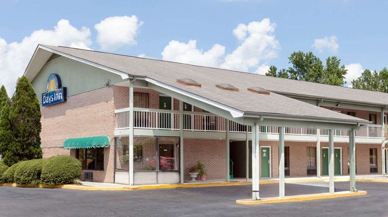 Days Inn Columbia NE Fort Jackson Exterior. Images powered by <a href="https://iceportal.shijigroup.com" target="_blank" rel="noopener">Ice Portal</a>.