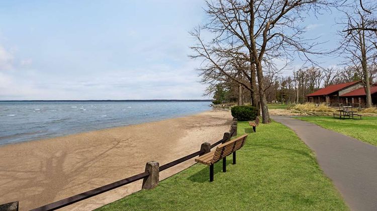 Days Inn Canastota/Syracuse Beach