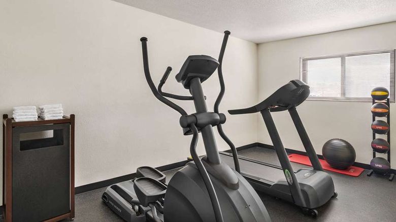 <b>Days Inn Canastota/Syracuse Health</b>. Images powered by <a href="https://iceportal.shijigroup.com/" title="IcePortal" target="_blank">IcePortal</a>.