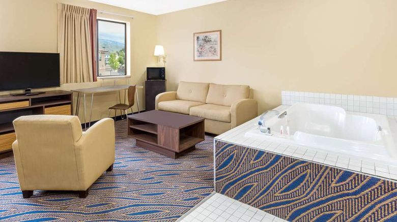 <b>Super 8 Cedar City Room</b>. Images powered by <a href="https://iceportal.shijigroup.com/" title="IcePortal" target="_blank">IcePortal</a>.