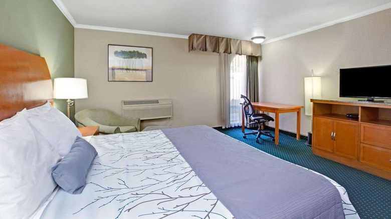 <b>Days Inn San Jose Convention Center Room</b>. Images powered by <a href="https://iceportal.shijigroup.com/" title="IcePortal" target="_blank">IcePortal</a>.