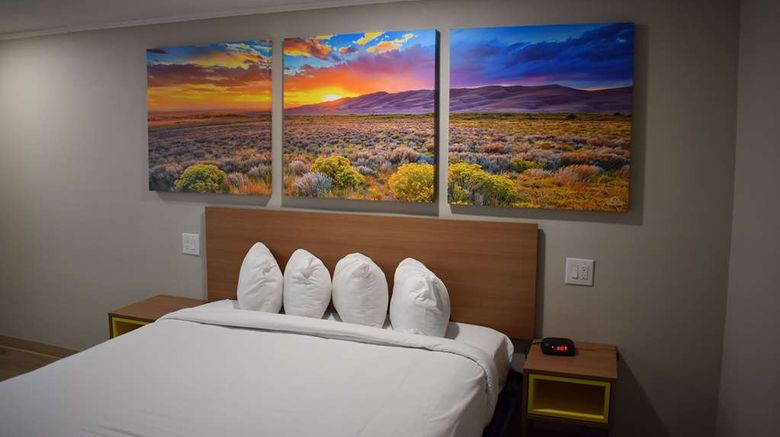 <b>Days Inn San Antonio Alamo/Riverwalk Suite</b>. Images powered by <a href="https://iceportal.shijigroup.com/" title="IcePortal" target="_blank">IcePortal</a>.