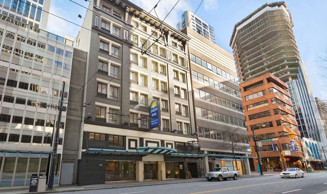 Days Inn Vancouver Downtown Exterior