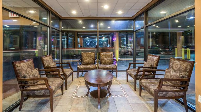 <b>Days Inn by Wyndham Pittsburgh Lobby</b>. Images powered by <a href="https://iceportal.shijigroup.com/" title="IcePortal" target="_blank">IcePortal</a>.