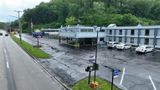 <b>Days Inn by Wyndham Pittsburgh Exterior</b>. Images powered by <a href="https://iceportal.shijigroup.com/" title="IcePortal" target="_blank">IcePortal</a>.