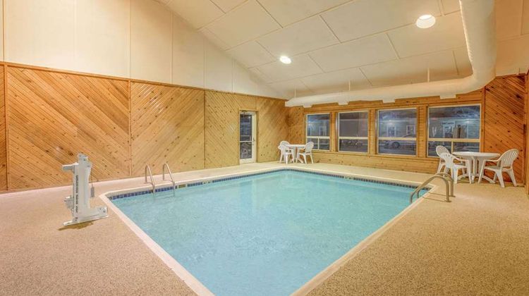 Days Inn Worthington Pool