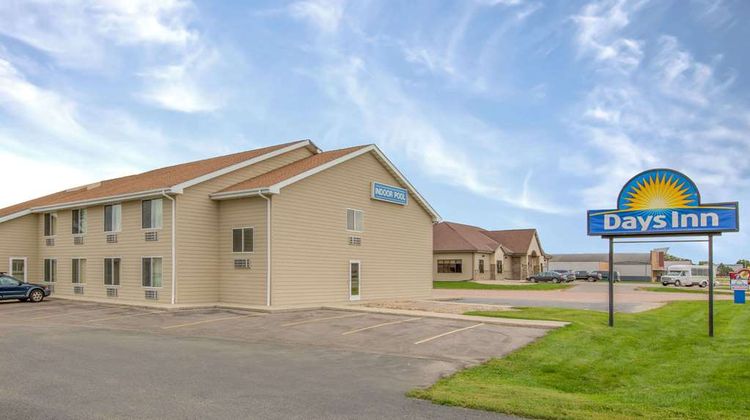 Days Inn Worthington Exterior