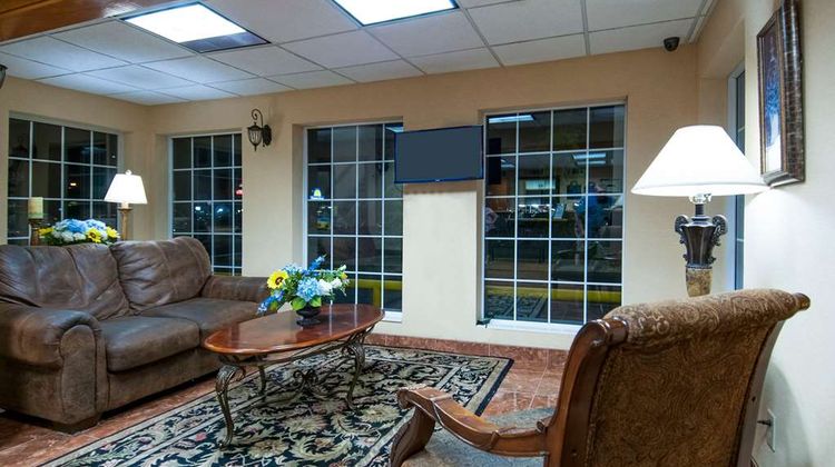 Days Inn Pauls Valley Lobby