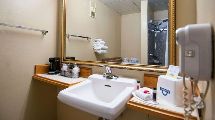 Days Inn Pauls Valley Room
