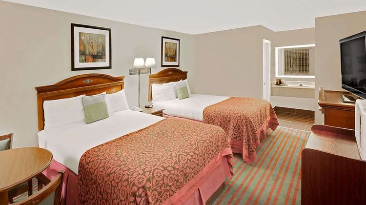 Days Inn Demopolis Room