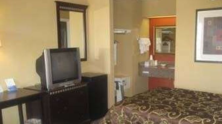 Days Inn Corpus Christi Beach Room