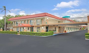 Days Inn Clearwater/Central