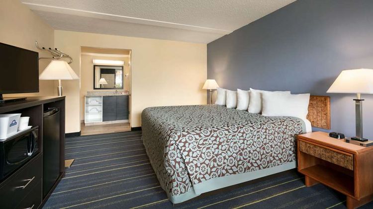 Days Inn Clearwater/Central Room