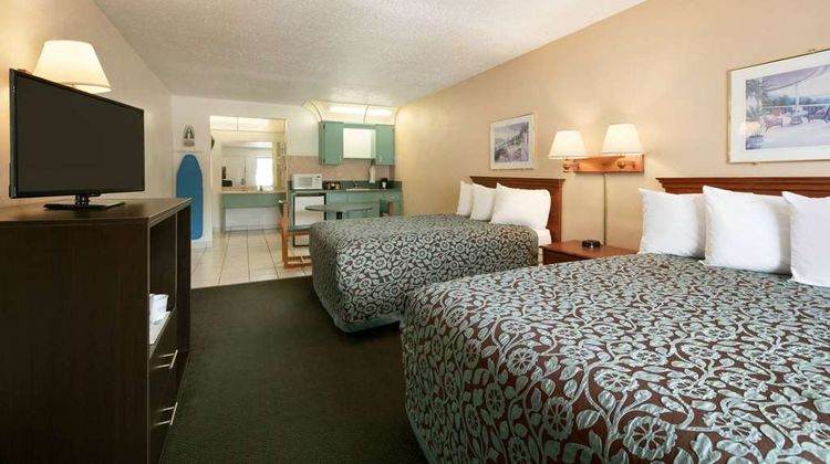 Days Inn Clearwater/Central Room