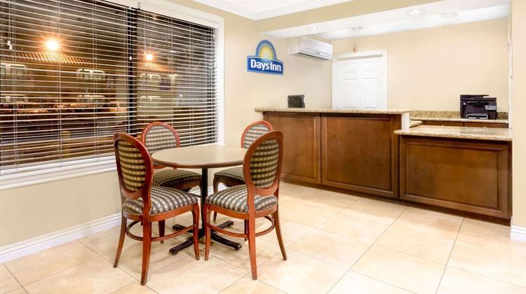Days Inn Kingman East Lobby