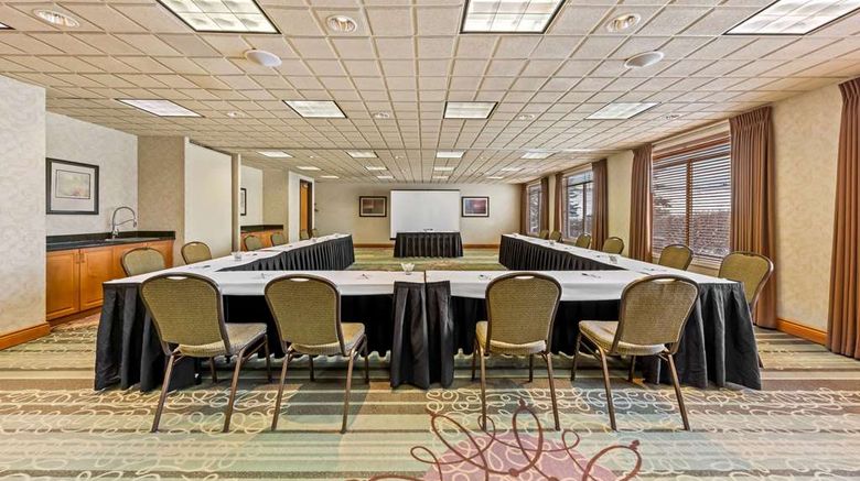 <b>Wingate by Wyndham Calgary South Meeting</b>. Images powered by <a href="https://iceportal.shijigroup.com/" title="IcePortal" target="_blank">IcePortal</a>.