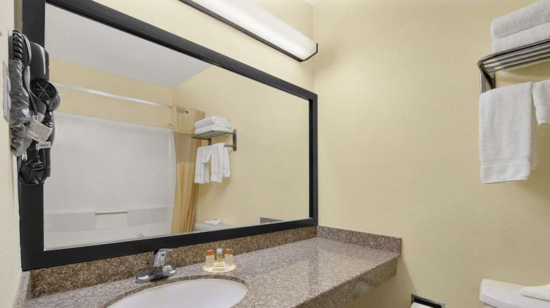 <b>Days Inn Burleson Ft. Worth Room</b>. Images powered by <a href="https://iceportal.shijigroup.com/" title="IcePortal" target="_blank">IcePortal</a>.