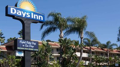 Days Inn San Diego/Circle Near Seaworld