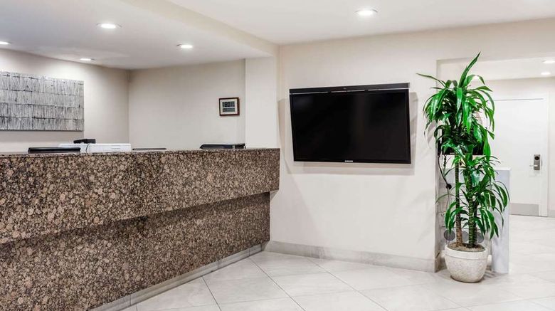 <b>Days Inn San Diego/Circle Near Seaworld Lobby</b>. Images powered by <a href="https://iceportal.shijigroup.com/" title="IcePortal" target="_blank">IcePortal</a>.