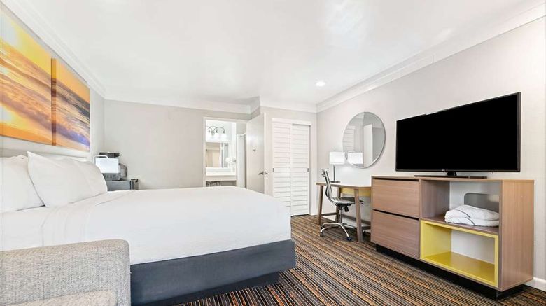 <b>Days Inn San Diego/Circle Near Seaworld Room</b>. Images powered by <a href="https://iceportal.shijigroup.com/" title="IcePortal" target="_blank">IcePortal</a>.