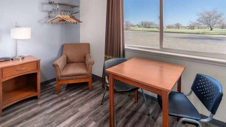 <b>Super 8 by Wyndham Clayton Room</b>. Images powered by <a href="https://iceportal.shijigroup.com/" title="IcePortal" target="_blank">IcePortal</a>.