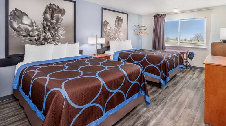 <b>Super 8 by Wyndham Clayton Room</b>. Images powered by <a href="https://iceportal.shijigroup.com/" title="IcePortal" target="_blank">IcePortal</a>.