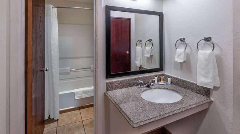 <b>Super 8 by Wyndham Clayton Room</b>. Images powered by <a href="https://iceportal.shijigroup.com/" title="IcePortal" target="_blank">IcePortal</a>.