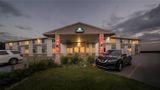 <b>Days Inn York Exterior</b>. Images powered by <a href="https://iceportal.shijigroup.com/" title="IcePortal" target="_blank">IcePortal</a>.