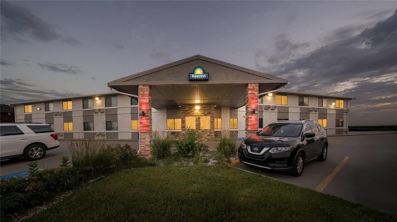 <b>Days Inn York Exterior</b>. Images powered by <a href="https://iceportal.shijigroup.com/" title="IcePortal" target="_blank">IcePortal</a>.
