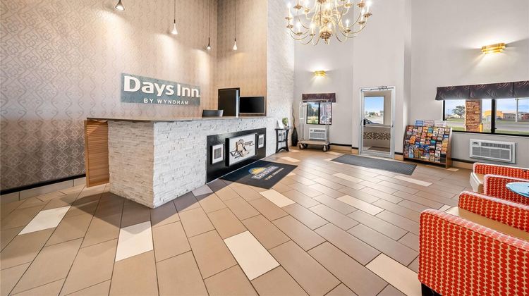 Days Inn York Lobby