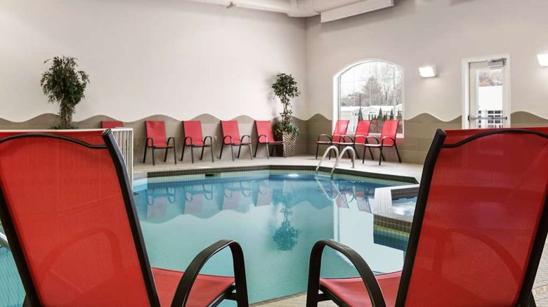 <b>Days Inn & Suites Brandon Pool</b>. Images powered by <a href="https://iceportal.shijigroup.com/" title="IcePortal" target="_blank">IcePortal</a>.
