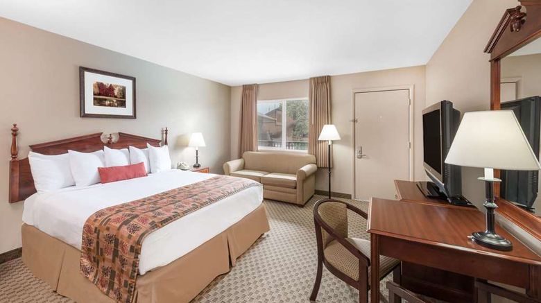<b>Days Inn by Wyndham Show Low Room</b>. Images powered by <a href="https://iceportal.shijigroup.com/" title="IcePortal" target="_blank">IcePortal</a>.