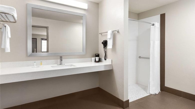 <b>Days Inn San Antonio Northwest Room</b>. Images powered by <a href="https://iceportal.shijigroup.com/" title="IcePortal" target="_blank">IcePortal</a>.