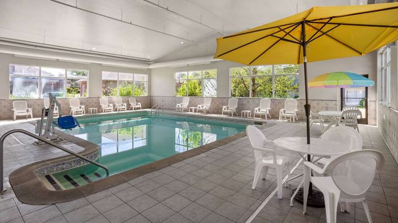 <b>Days Inn Ann Arbor Pool</b>. Images powered by <a href="https://iceportal.shijigroup.com/" title="IcePortal" target="_blank">IcePortal</a>.