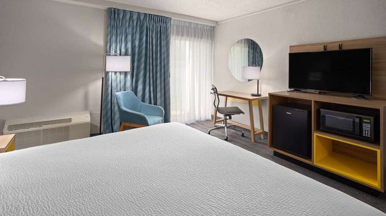 <b>Days Inn Ann Arbor Room</b>. Images powered by <a href="https://iceportal.shijigroup.com/" title="IcePortal" target="_blank">IcePortal</a>.