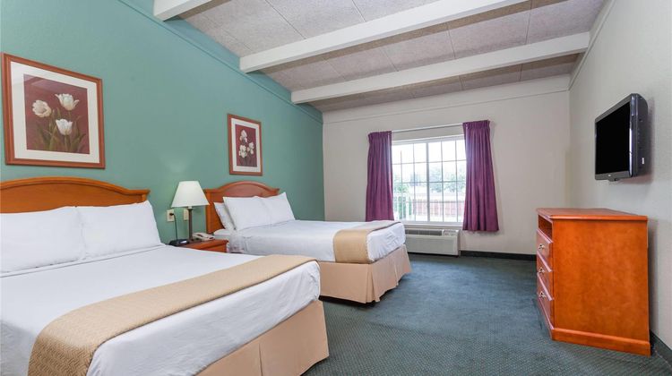 Days Inn & Suites Lexington Room