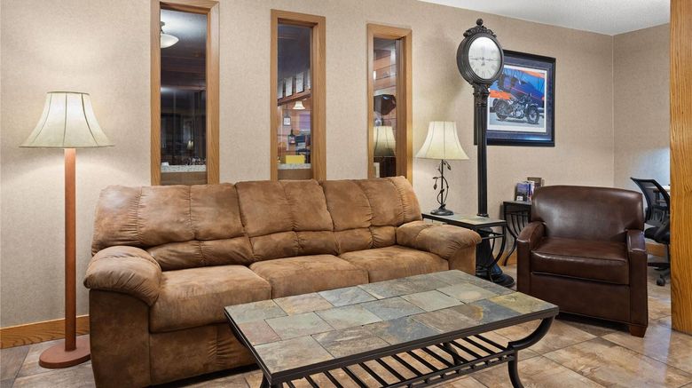 <b>Days Inn Spearfish Lobby</b>. Images powered by <a href="https://iceportal.shijigroup.com/" title="IcePortal" target="_blank">IcePortal</a>.