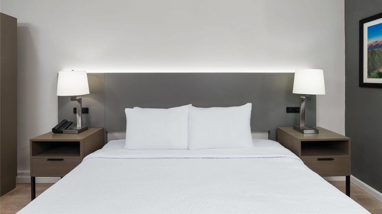 Baymont by Wyndham Rock Springs Room