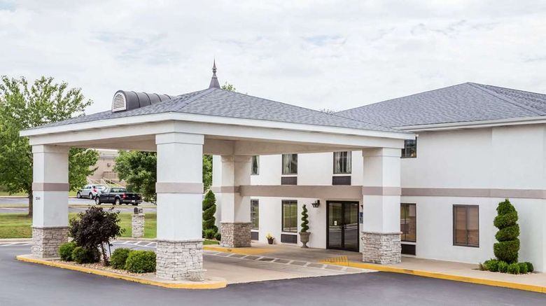 Days Inn Battlefield Rd/Hwy 65 Exterior. Images powered by <a href="https://iceportal.shijigroup.com" target="_blank" rel="noopener">Ice Portal</a>.