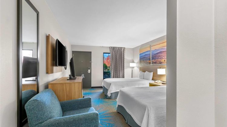 Days Inn Saint Pauls Room