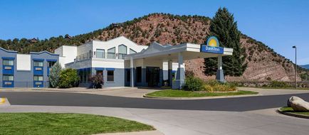 Days Inn Carbondale Exterior
