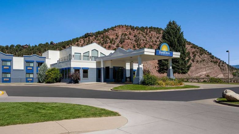 <b>Days Inn Carbondale Exterior</b>. Images powered by <a href="https://iceportal.shijigroup.com/" title="IcePortal" target="_blank">IcePortal</a>.