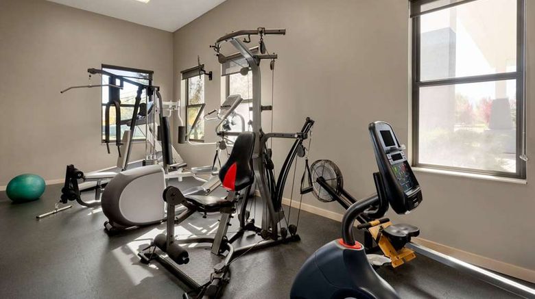 <b>Days Inn Carbondale Health</b>. Images powered by <a href="https://iceportal.shijigroup.com/" title="IcePortal" target="_blank">IcePortal</a>.