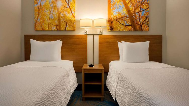 Days Inn Carbondale Suite