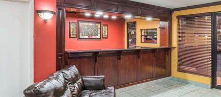 Days Inn Waynesville/Ft. Leonard Wood Lobby
